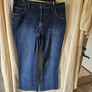 Stylish Indigo Boot Cut Women's Jeans